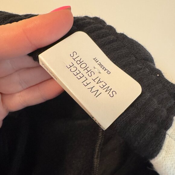 Victoria's Secret PINK IVY Fleece Sweat Shorts New With Tags High Rise Size S - Picture 4 of 8